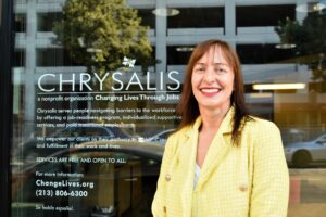 Volunteer Kristin at Chrysalis DTLA